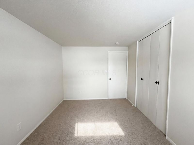 3859 Briggs Road, Columbus, OH 43228 Photo 12