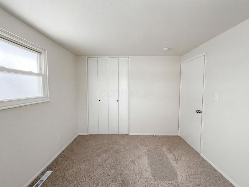 3859 Briggs Road, Columbus, OH 43228 Photo 4