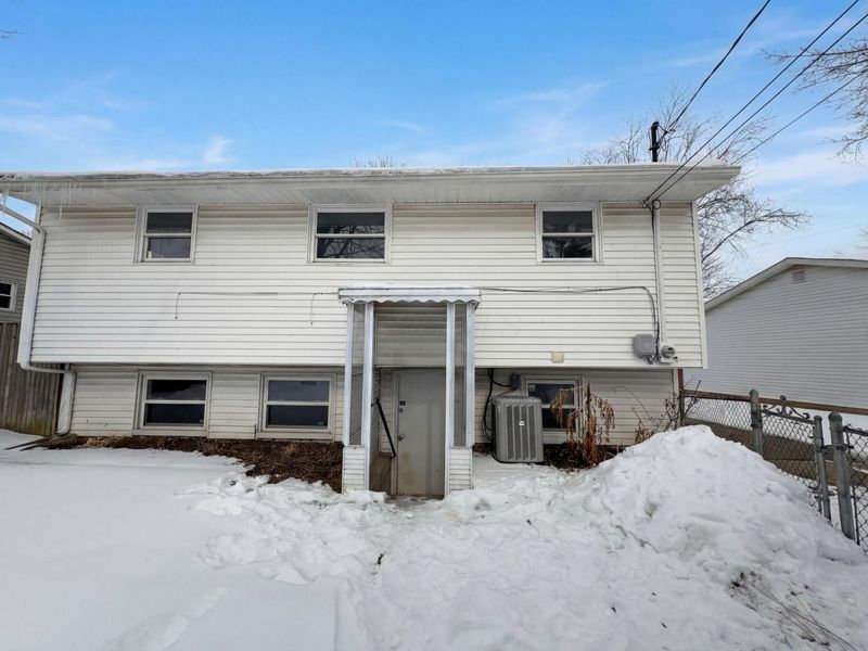 3859 Briggs Road, Columbus, OH 43228 Photo 5