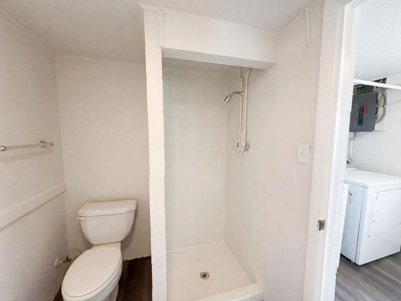 3859 Briggs Road, Columbus, OH 43228 Photo 9