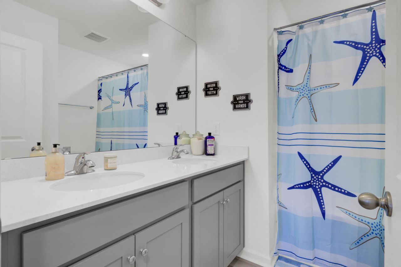 500 Trotters Lane Photo 26