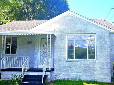 3319 Iroquois Avenue, Flint, MI 48505