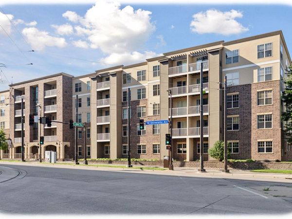 2900 University Avenue SE, Unit 208, Minneapolis, MN 55414