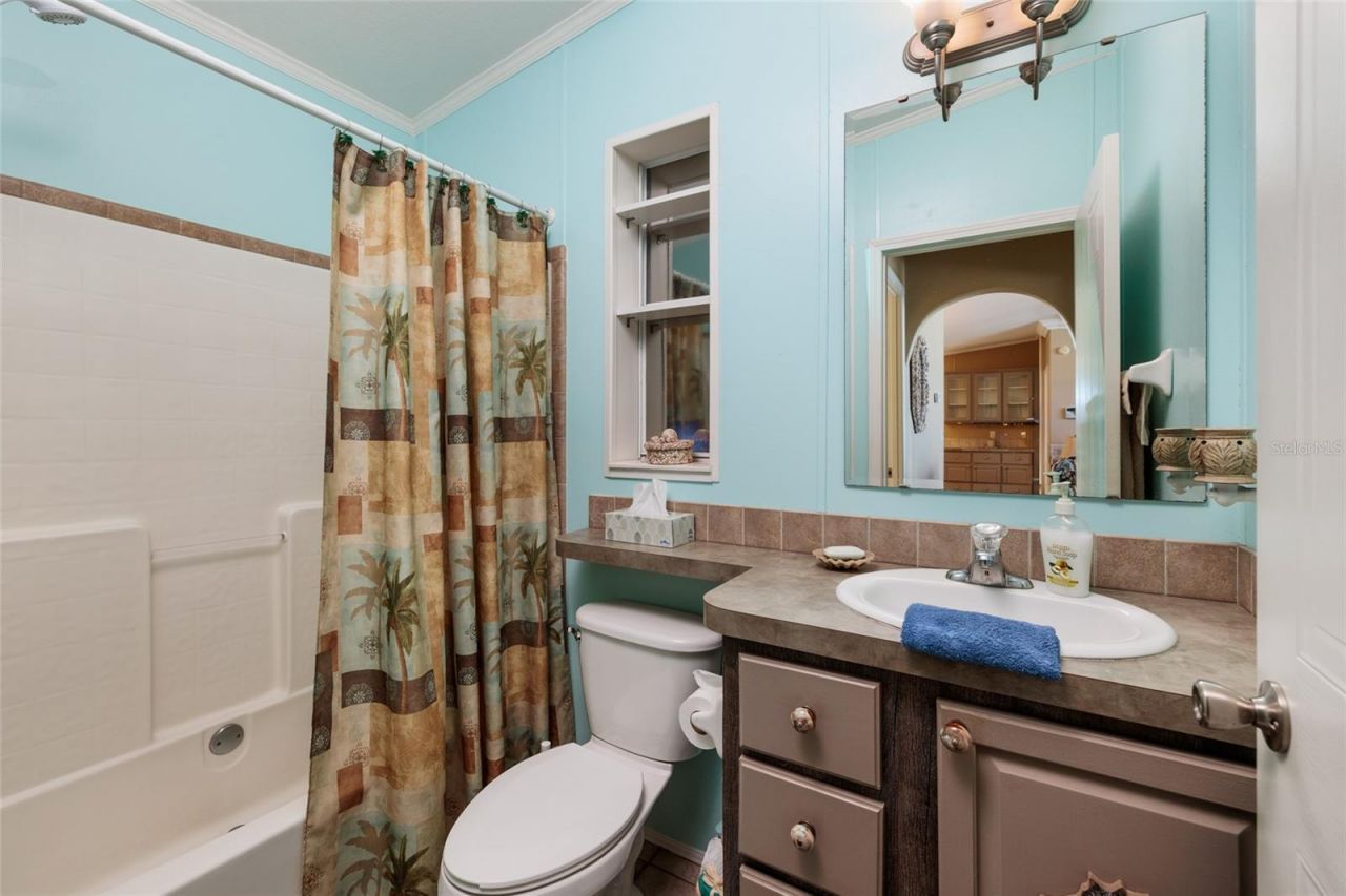 134 Americana Court Ne, Unit 216, Saint Petersburg, FL 33702 Photo