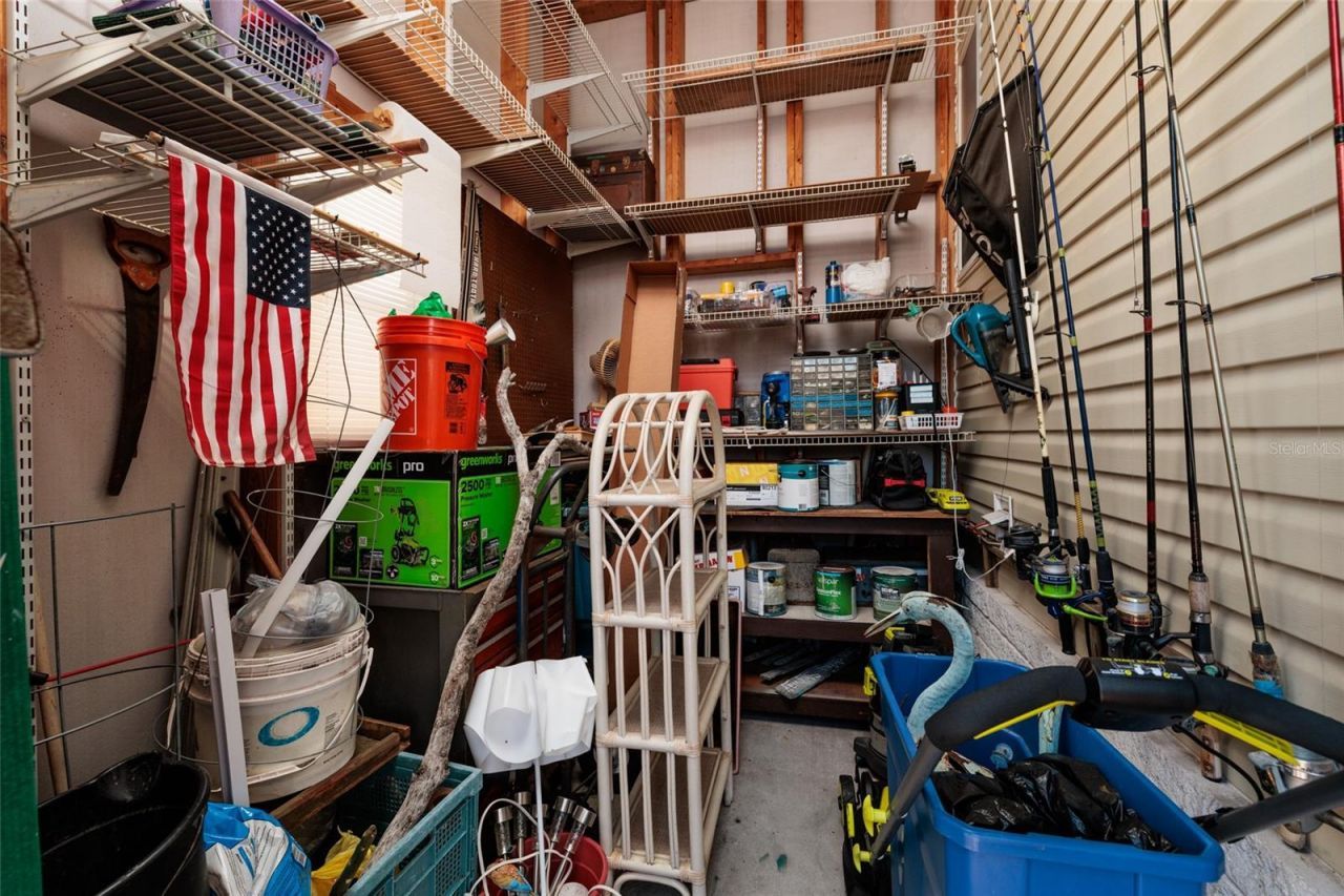 134 Americana Court Ne, Unit 216, Saint Petersburg, FL 33702 Photo