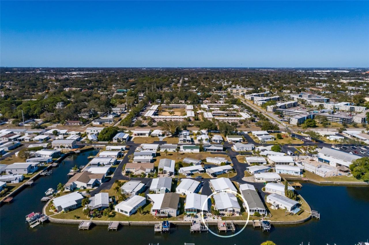 134 Americana Court Ne, Unit 216, Saint Petersburg, FL 33702 Photo