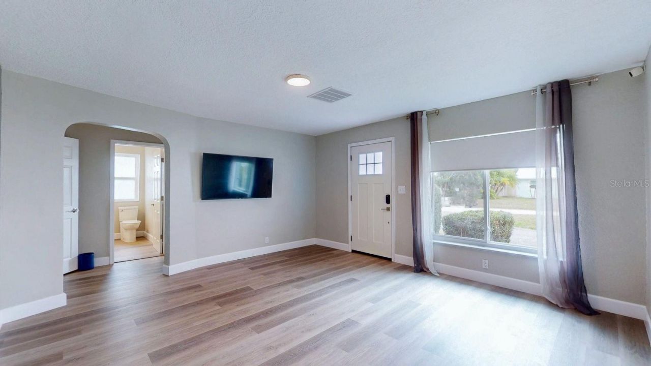 2495 37th Avenue N, Saint Petersburg, FL 33713 Photo