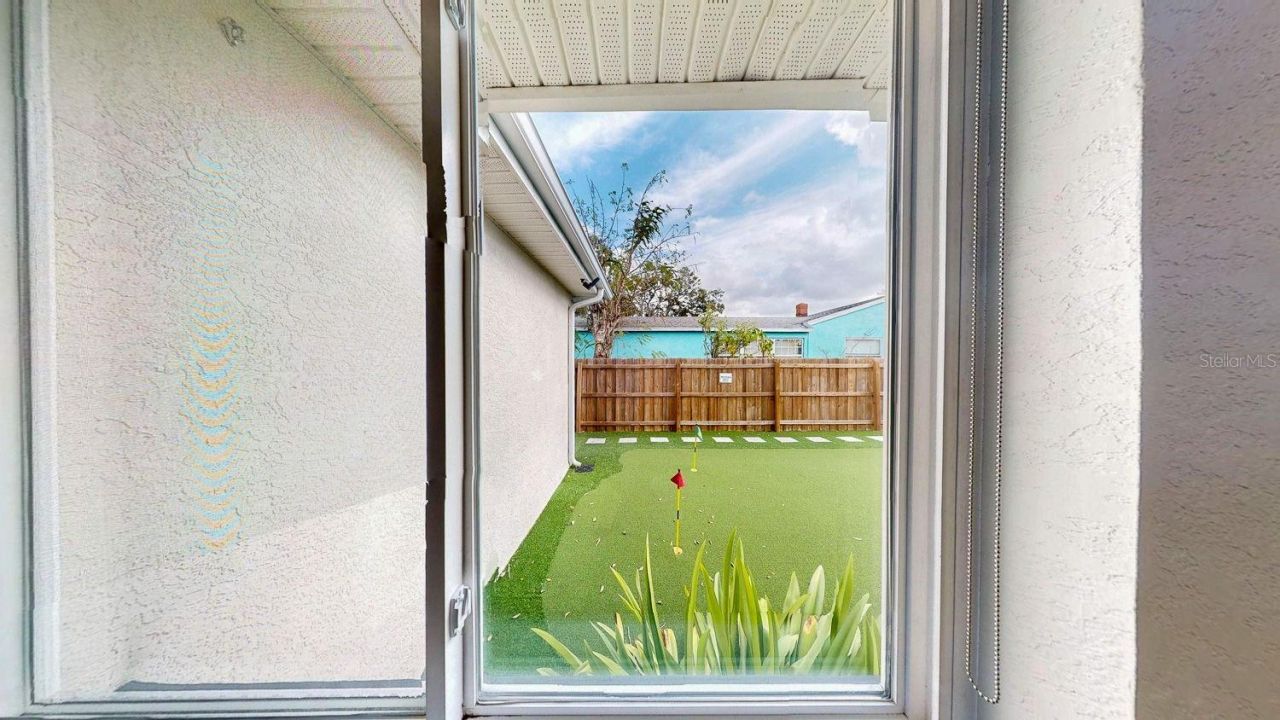 2495 37th Avenue N, Saint Petersburg, FL 33713 Photo