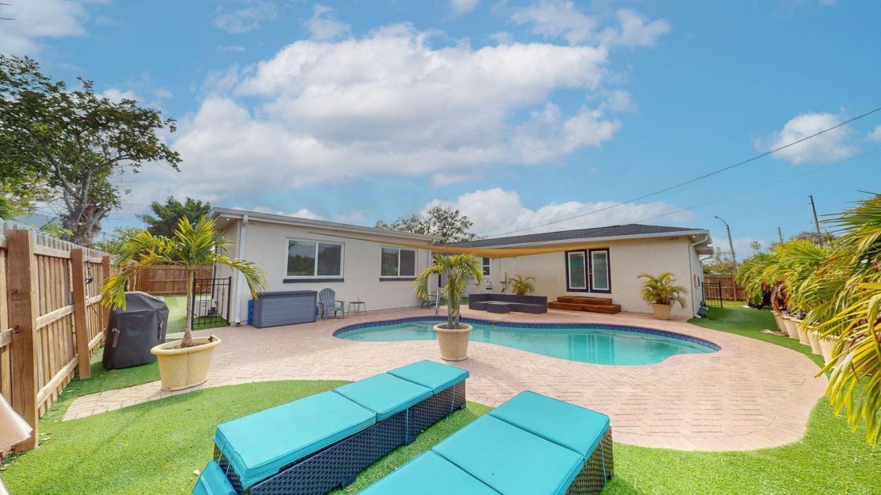 2495 37th Avenue N, Saint Petersburg, FL 33713 Photo