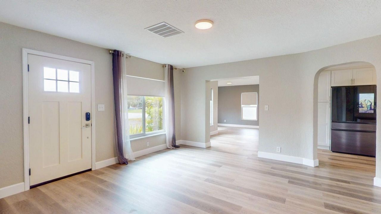 2495 37th Avenue N, Saint Petersburg, FL 33713 Photo