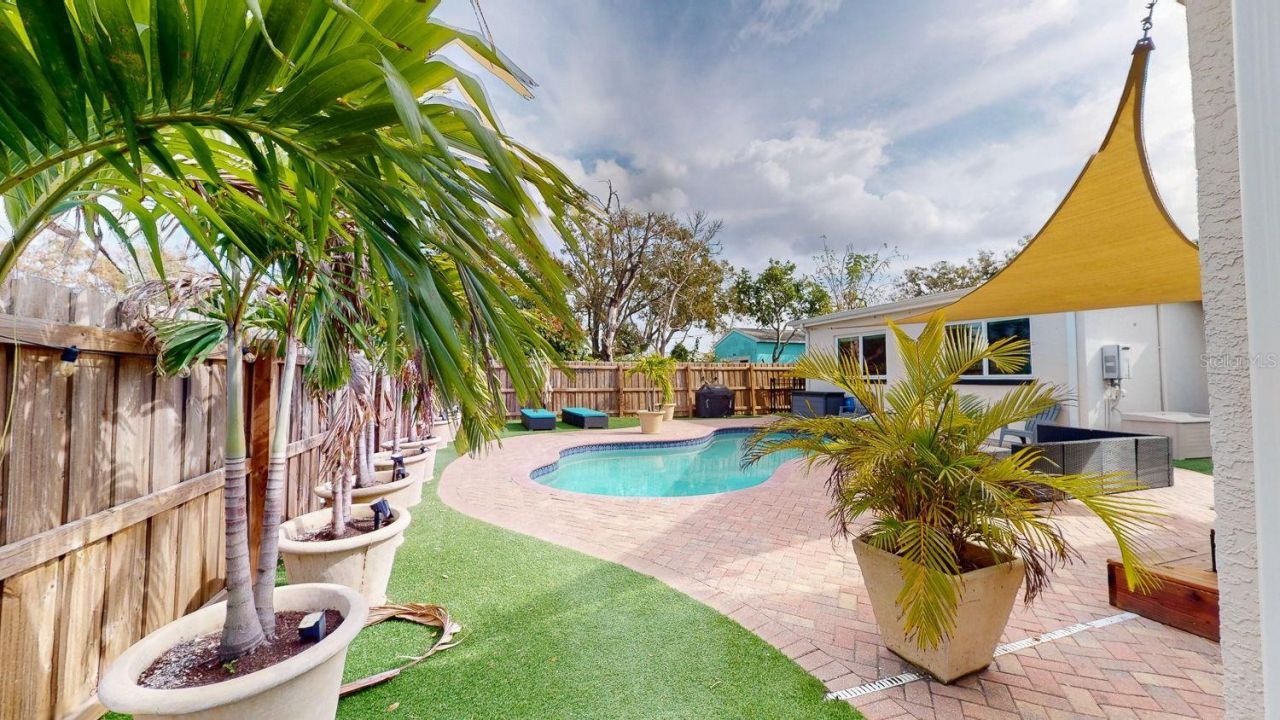 2495 37th Avenue N, Saint Petersburg, FL 33713 Photo