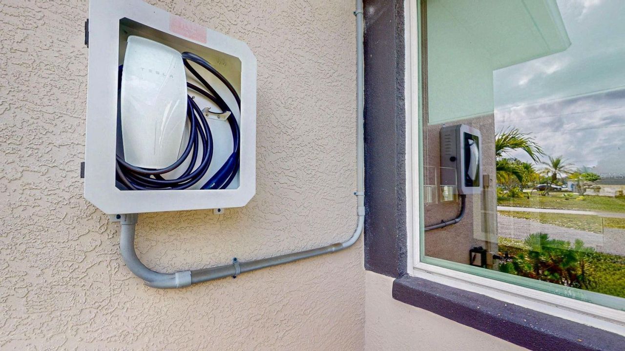 2495 37th Avenue N, Saint Petersburg, FL 33713 Photo