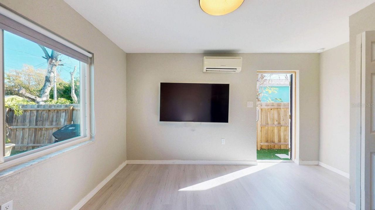 2495 37th Avenue N, Saint Petersburg, FL 33713 Photo