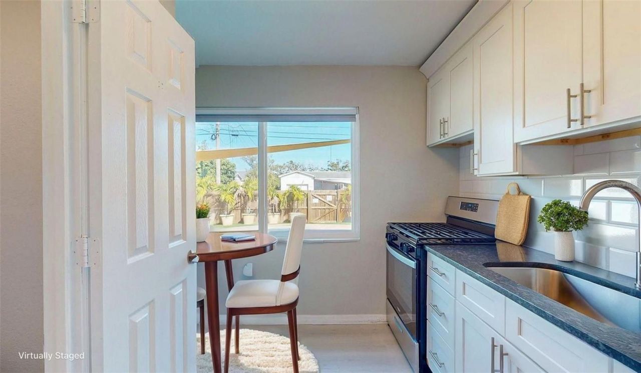 2495 37th Avenue N, Saint Petersburg, FL 33713 Photo