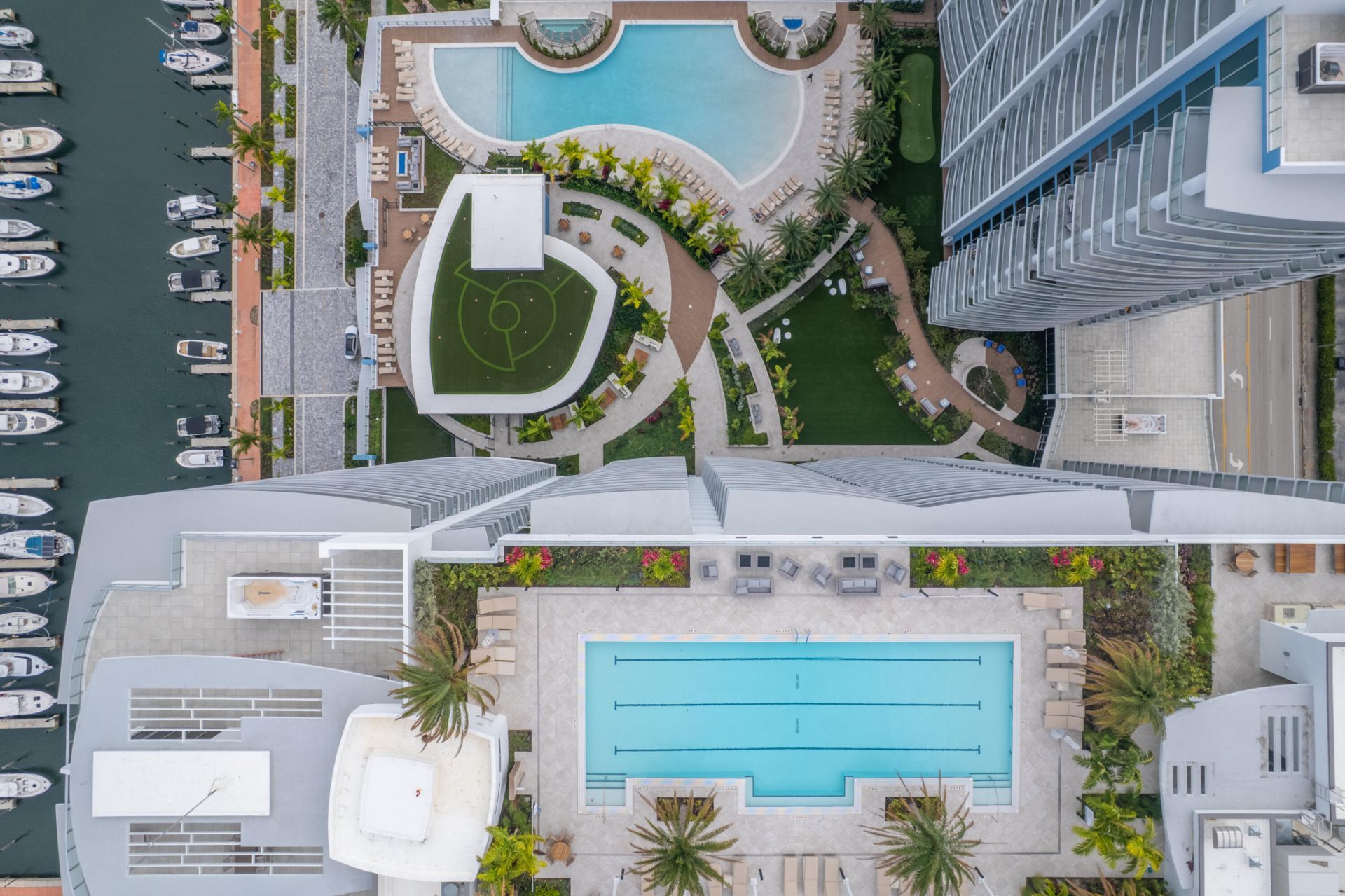 220 Lake Shore Drive, Unit 1011, Lake Park, FL 33403 Photo