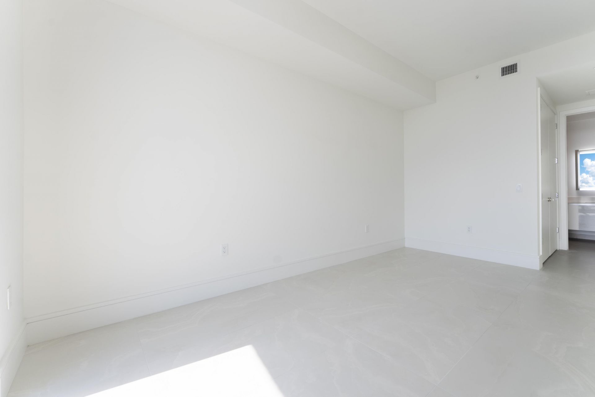 220 Lake Shore Drive, Unit 1011, Lake Park, FL 33403 Photo