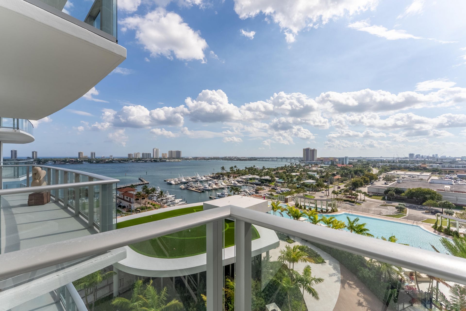 220 Lake Shore Drive, Unit 1011, Lake Park, FL 33403 Photo
