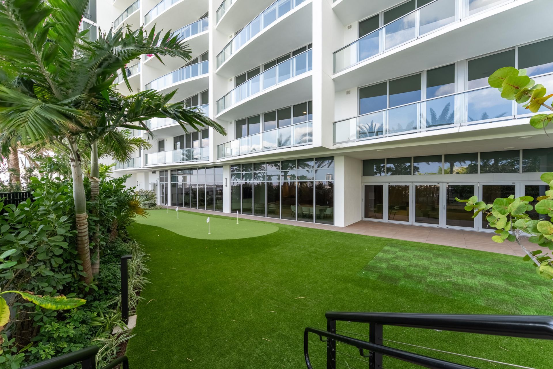 220 Lake Shore Drive, Unit 1011, Lake Park, FL 33403 Photo