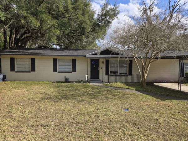 211 NE 3rd Terrace, Williston, FL 32696