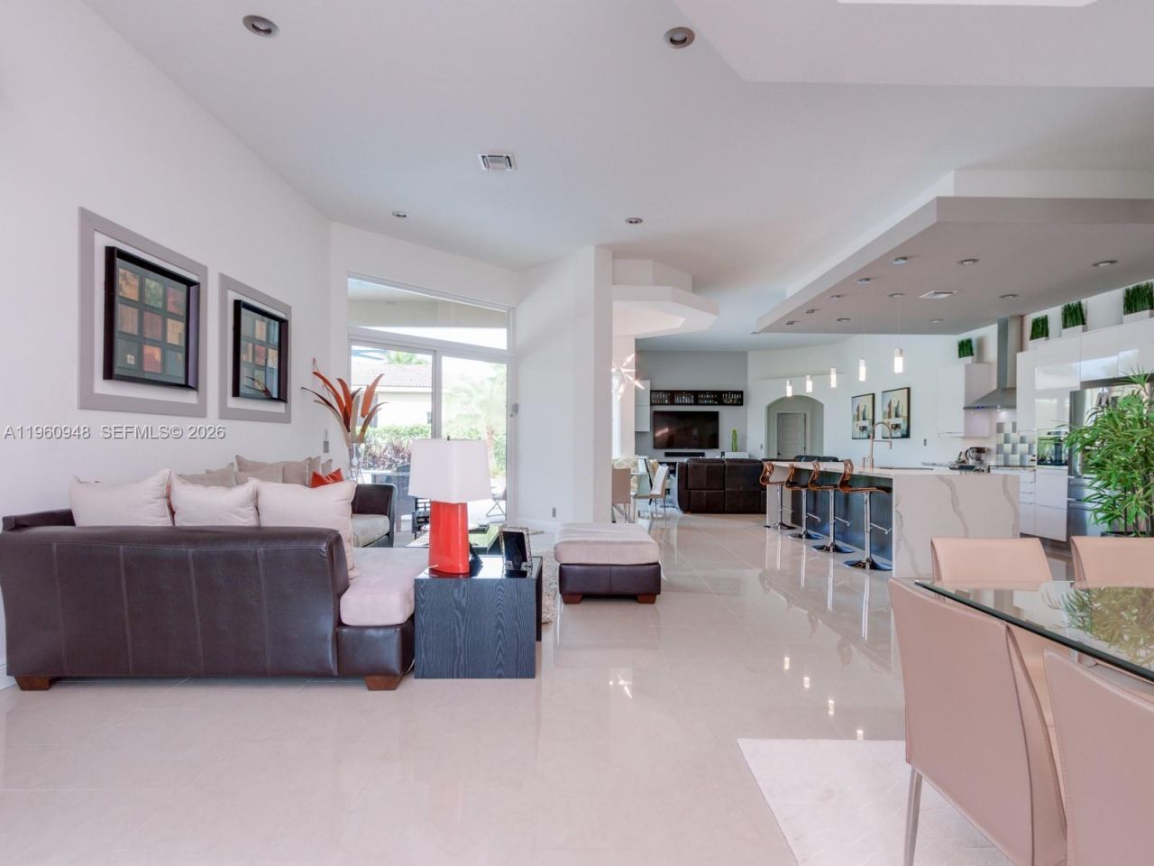 2550 Jardin Mnr, Weston, FL 33327 Photo