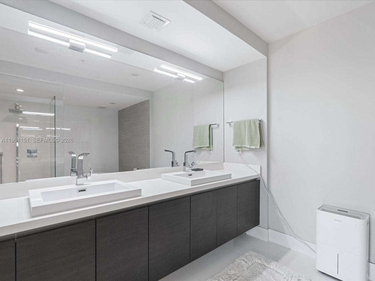 300 Sunny Isles Blvd, Unit 4-1405, Sunny Isles Beach, FL 33160 Photo