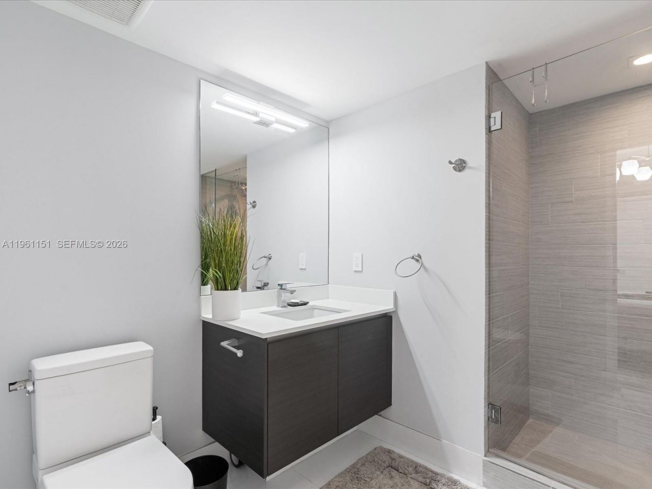 300 Sunny Isles Blvd, Unit 4-1405, Sunny Isles Beach, FL 33160 Photo