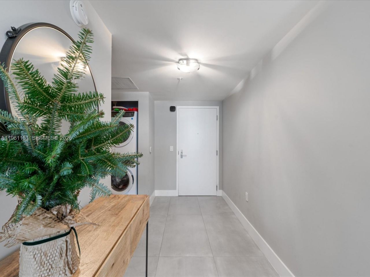 300 Sunny Isles Blvd, Unit 4-1405, Sunny Isles Beach, FL 33160 Photo