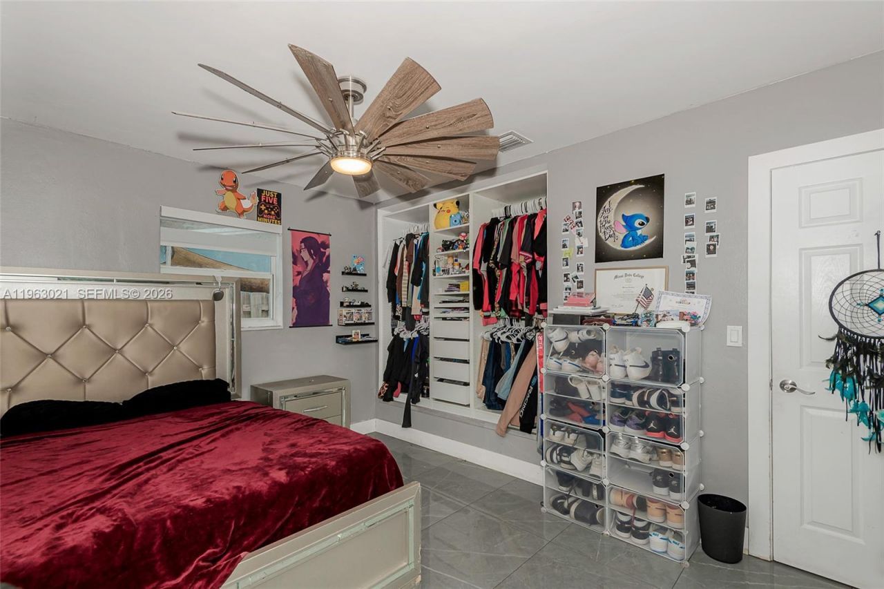 200 SW 69th Ter, Pembroke Pines, FL 33023 Photo