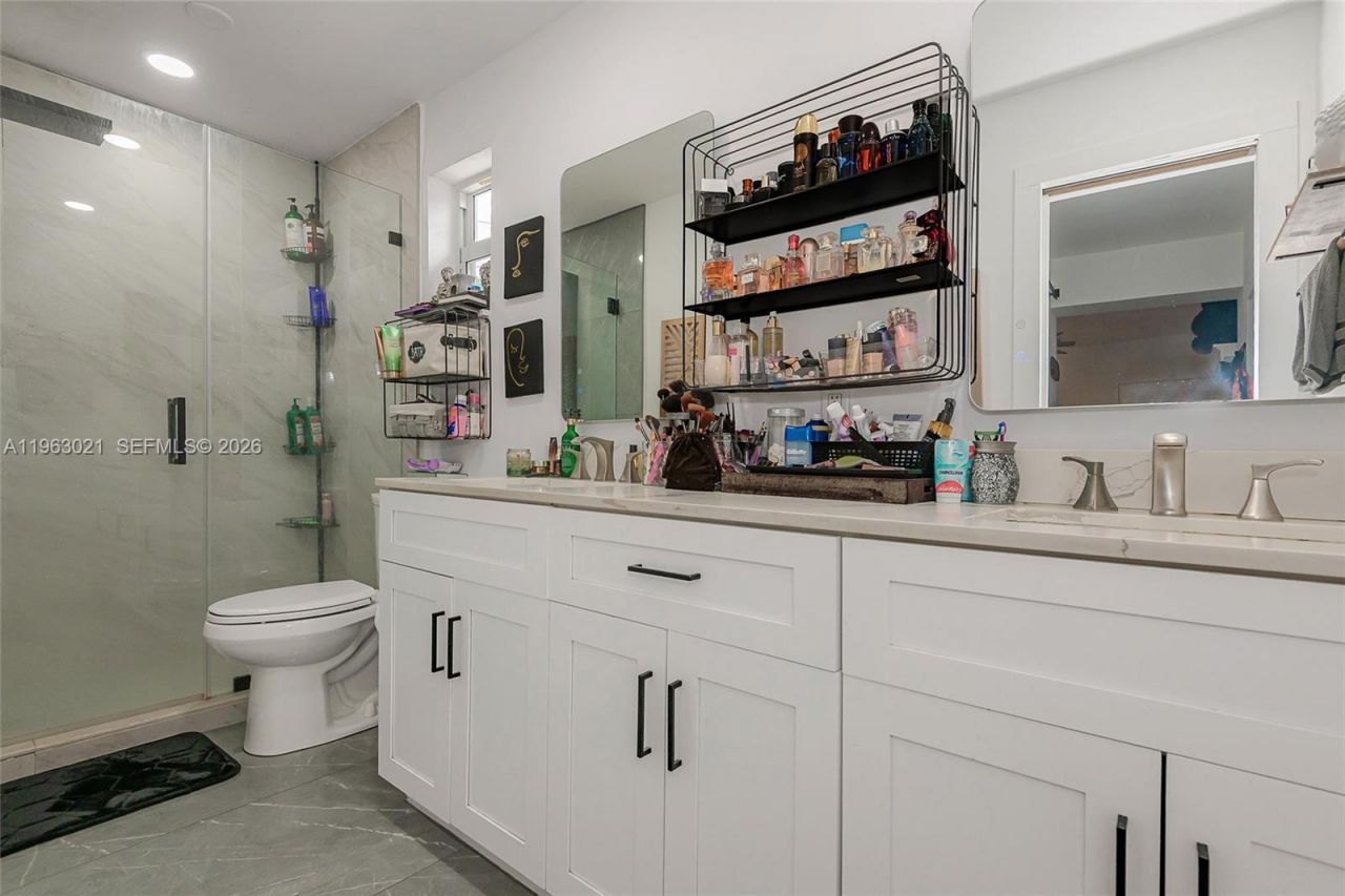 200 SW 69th Ter, Pembroke Pines, FL 33023 Photo