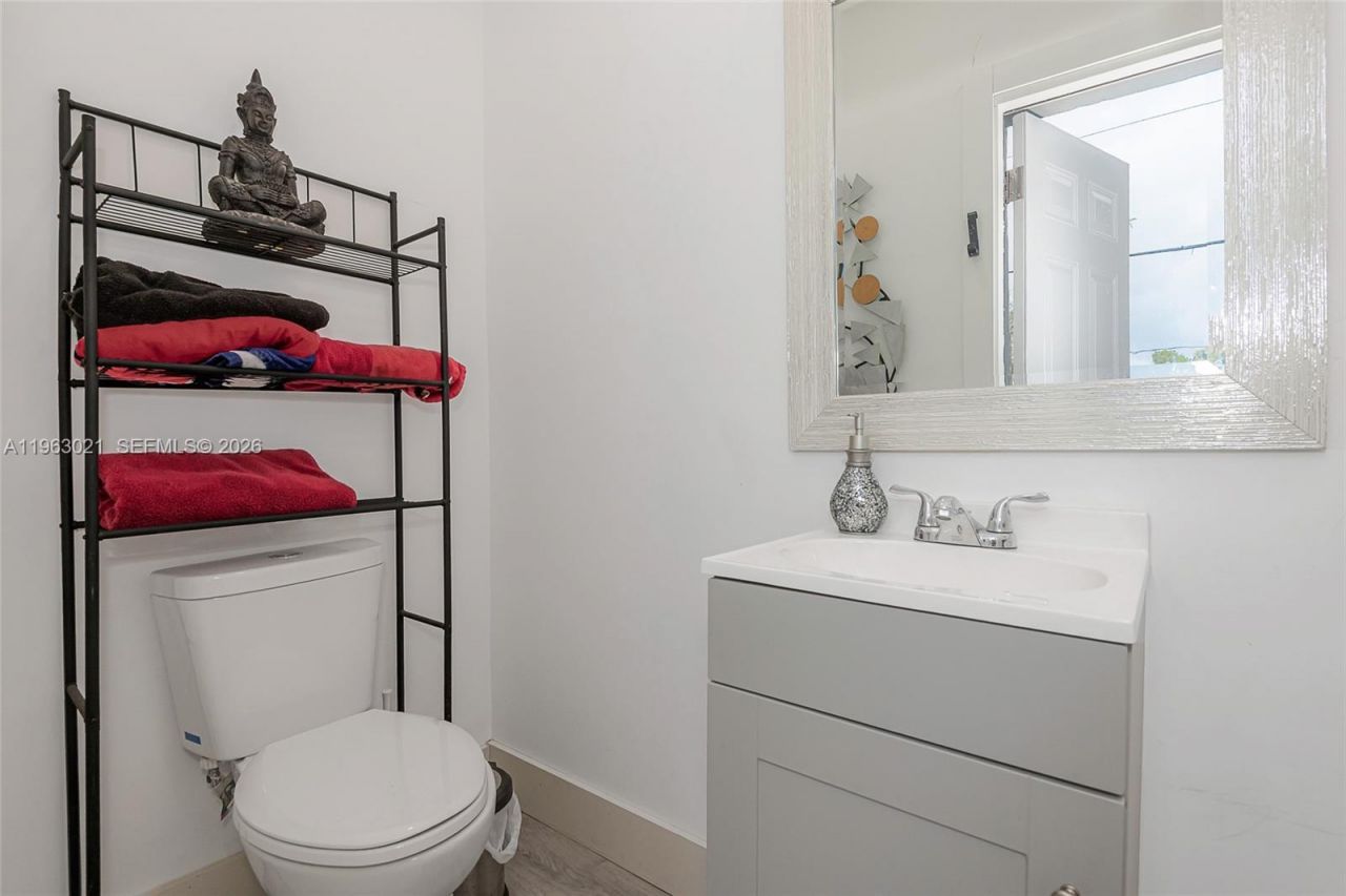 200 SW 69th Ter, Pembroke Pines, FL 33023 Photo