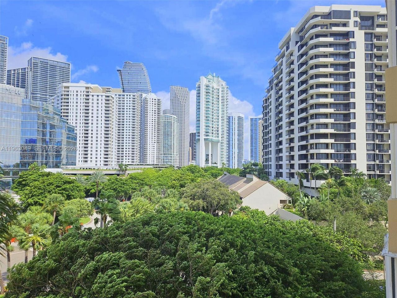 770 Claughton Island Dr, Unit 602, Miami, FL 33131 Photo