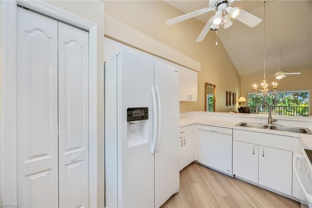 20790 Country Creek Dr, Unit 522, Estero, FL 33928 Photo