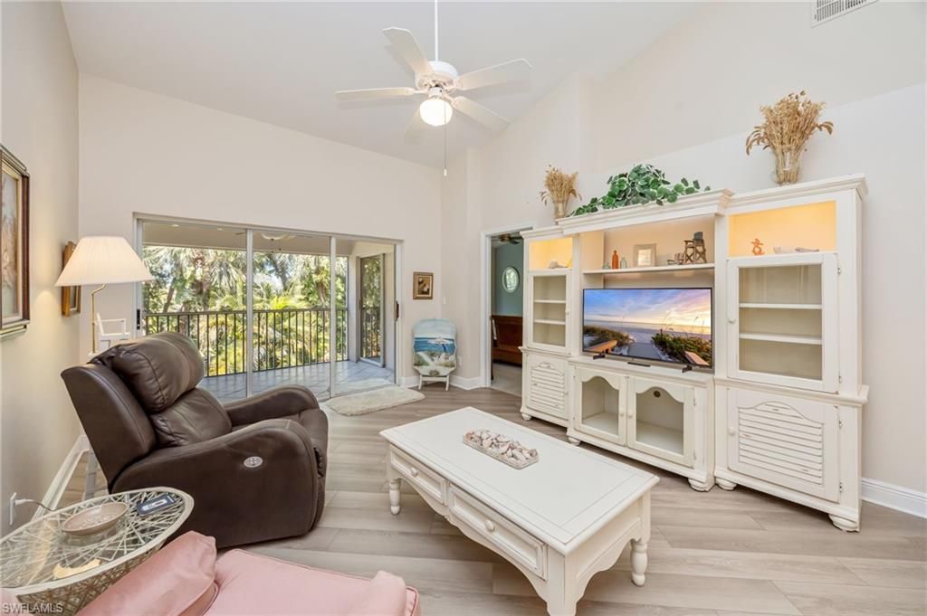 20790 Country Creek Dr, Unit 522, Estero, FL 33928 Photo