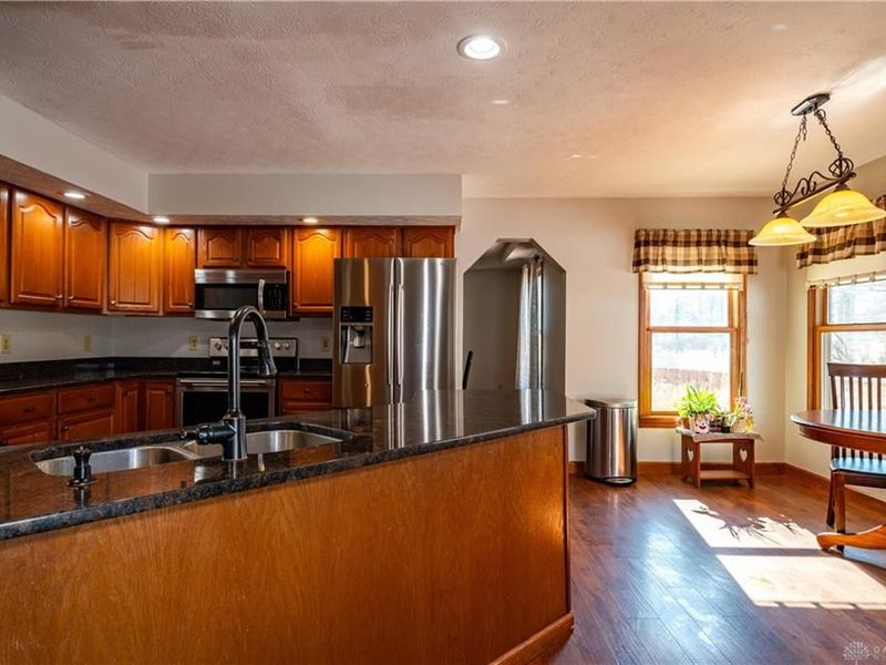 825 Chaucer Lane, Tipp City, OH 45371 Photo 21