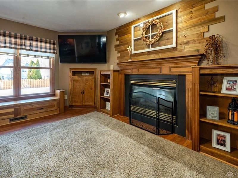 825 Chaucer Lane, Tipp City, OH 45371 Photo 24