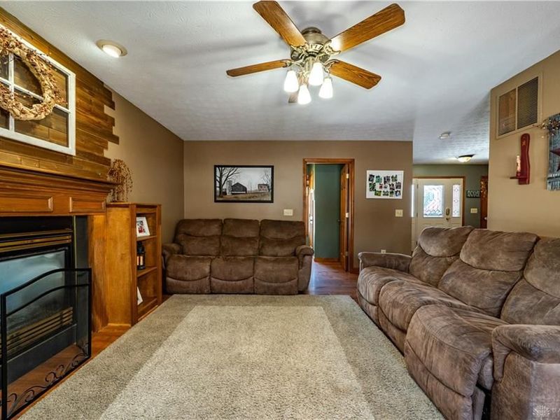 825 Chaucer Lane, Tipp City, OH 45371 Photo 28