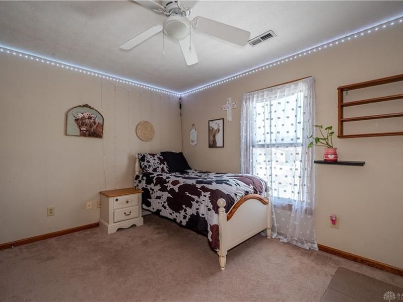 825 Chaucer Lane, Tipp City, OH 45371 Photo 43