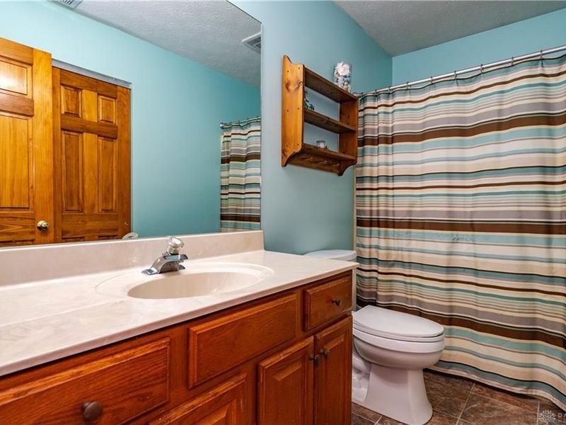 825 Chaucer Lane, Tipp City, OH 45371 Photo 47