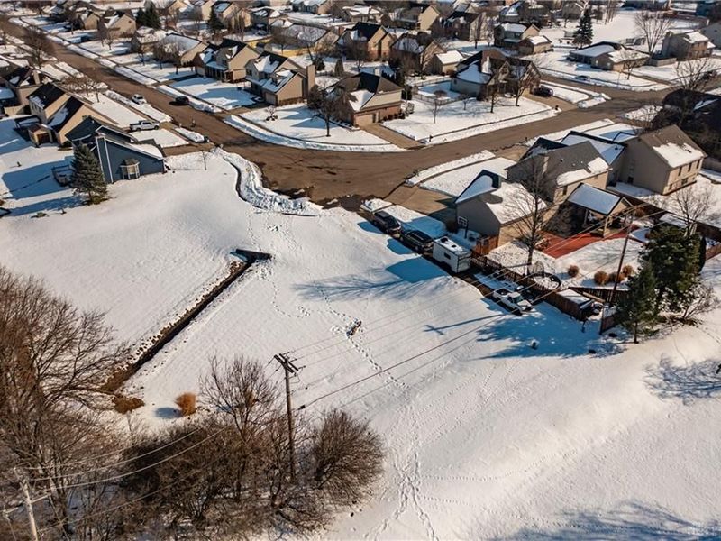 825 Chaucer Lane, Tipp City, OH 45371 Photo 68