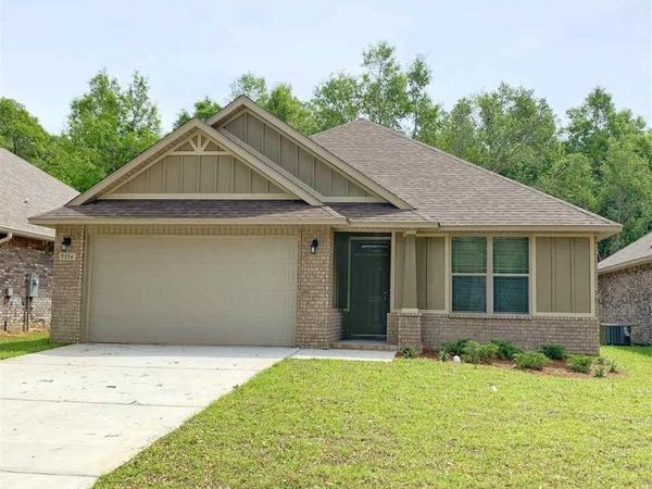 5354 Woodlet Ct, Pace, FL 32571