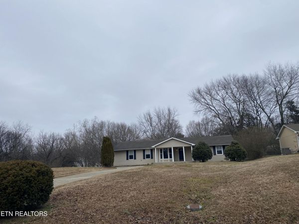 10233 Misty Brook Lane, Knoxville, TN 37922