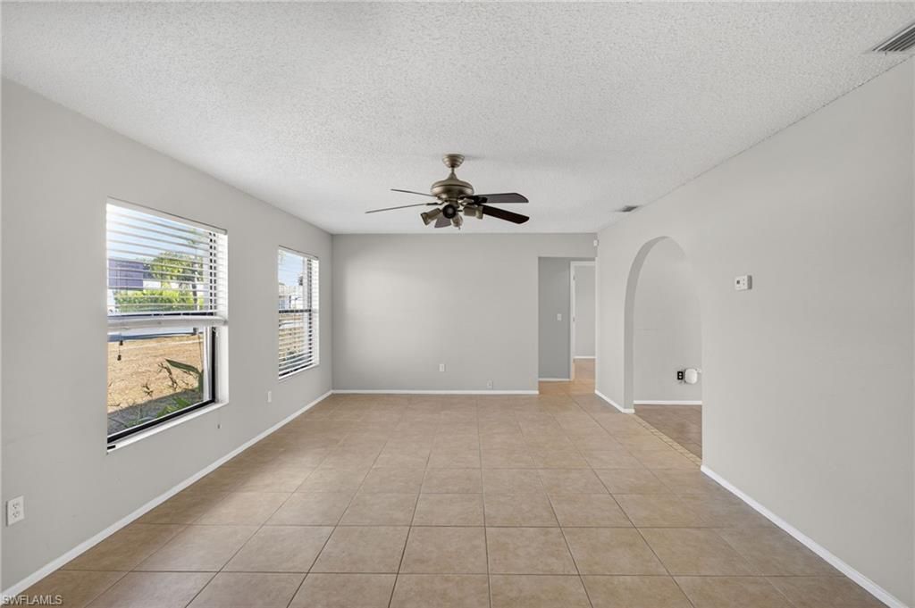 1424 Carmelle Dr, Fort Myers, FL 33919 Photo