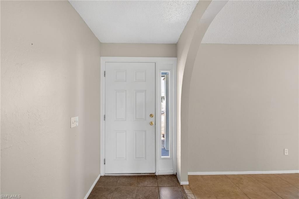 1424 Carmelle Dr, Fort Myers, FL 33919 Photo