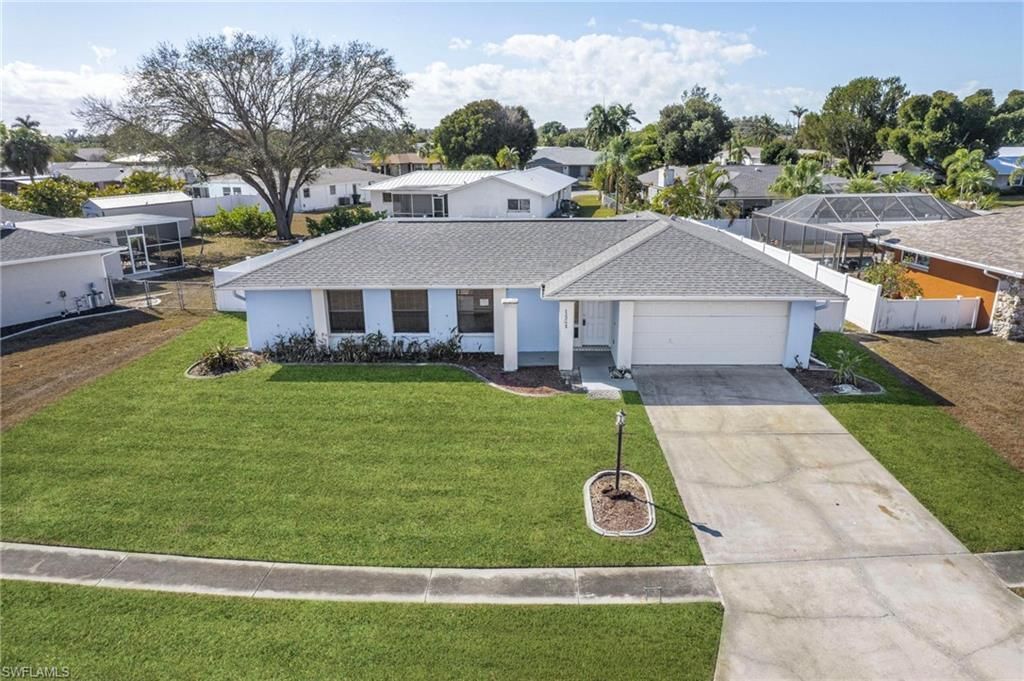 1424 Carmelle Dr, Fort Myers, FL 33919 Photo