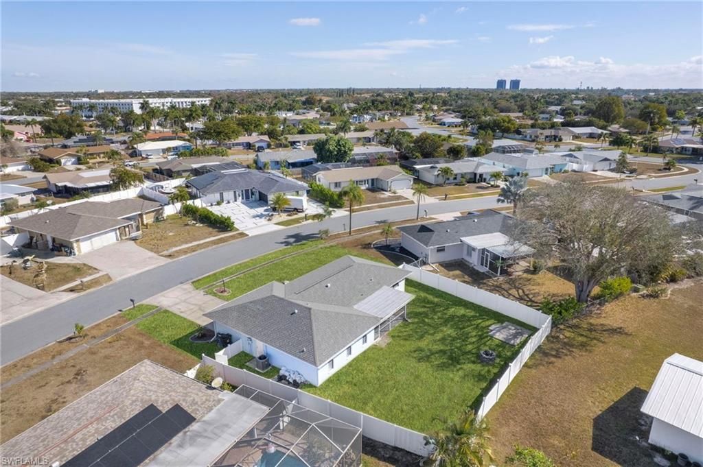 1424 Carmelle Dr, Fort Myers, FL 33919 Photo