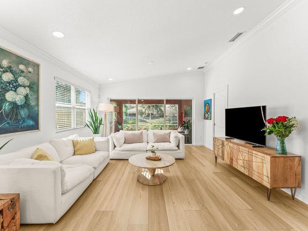 8370 Eleuthera Lane, Wellington, FL 33414