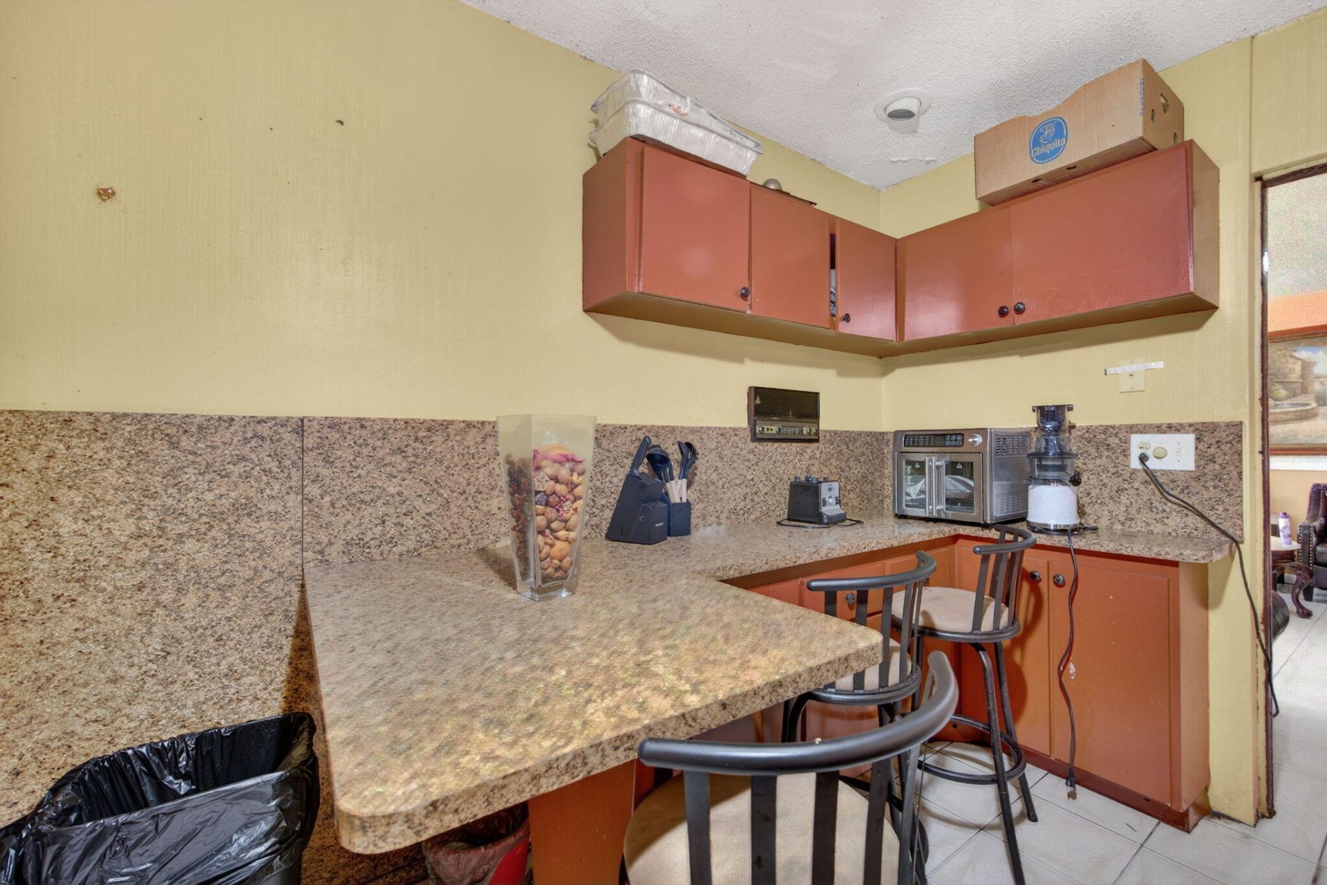 9281 Martinique Drive, Miami, FL 33189 Photo