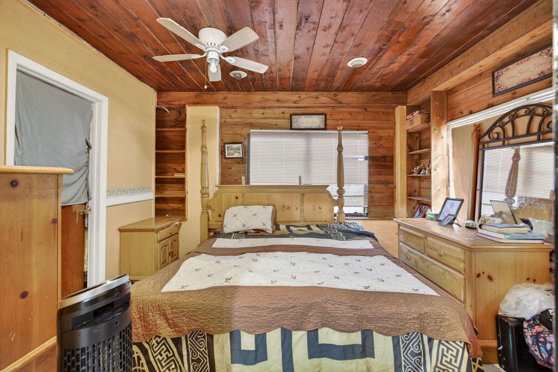 9281 Martinique Drive, Miami, FL 33189 Photo