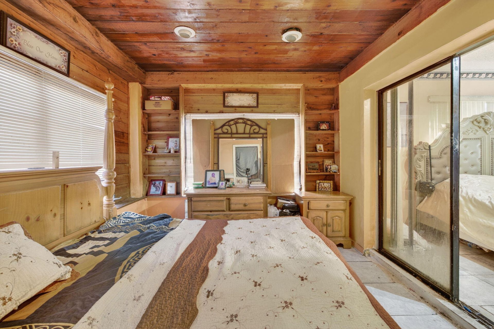 9281 Martinique Drive, Miami, FL 33189 Photo