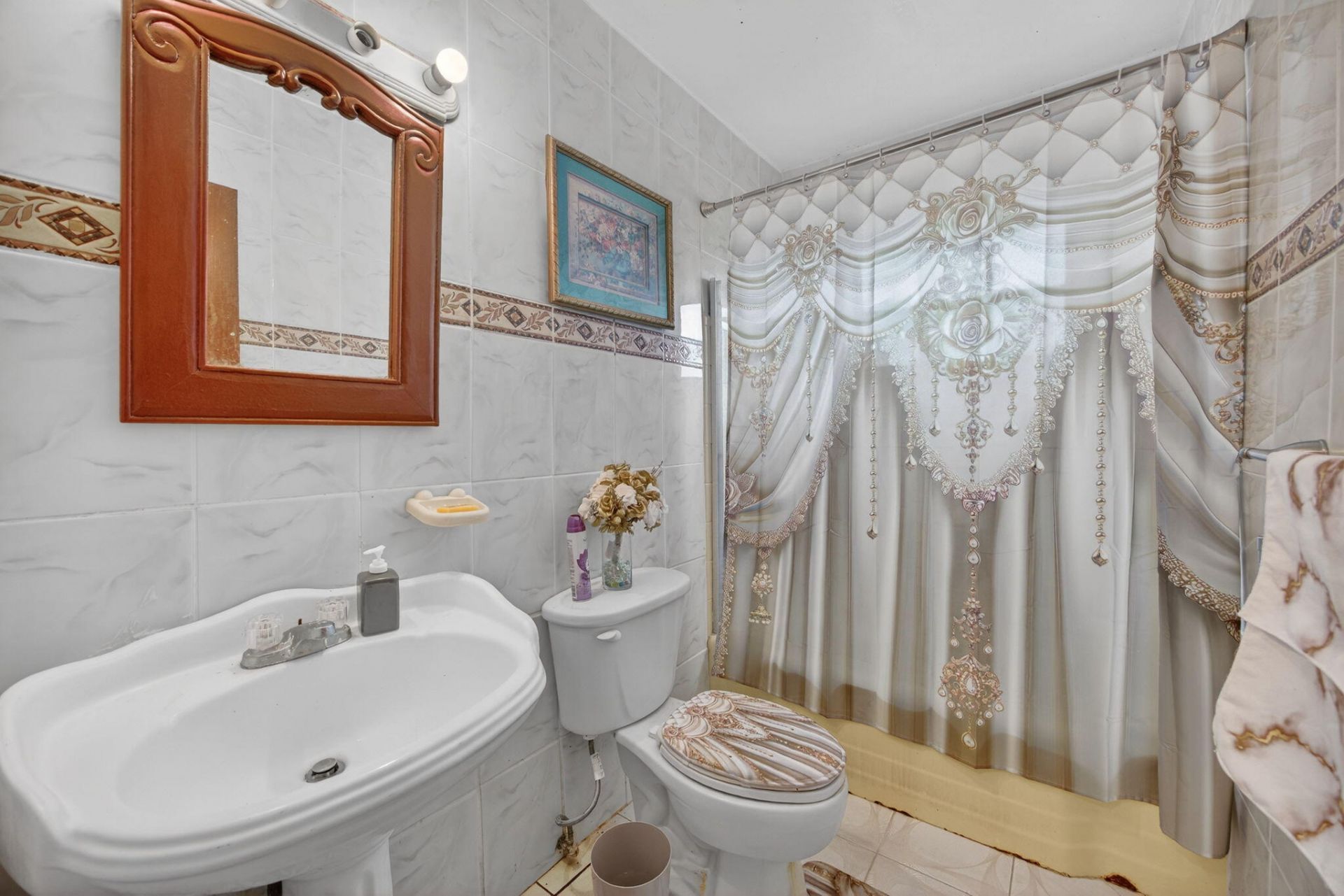 9281 Martinique Drive, Miami, FL 33189 Photo